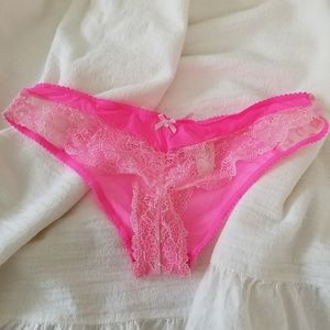 Victoria's Secret Lace Cheeky Thong